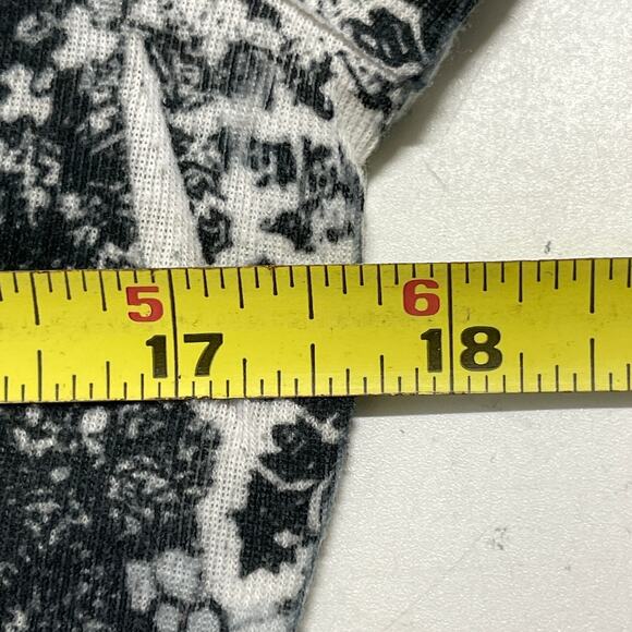 Style co Top Womens Size M Gray Beaded Fairy Grunge Boho Hippie Y2K PILLING - Picture 7 of 8